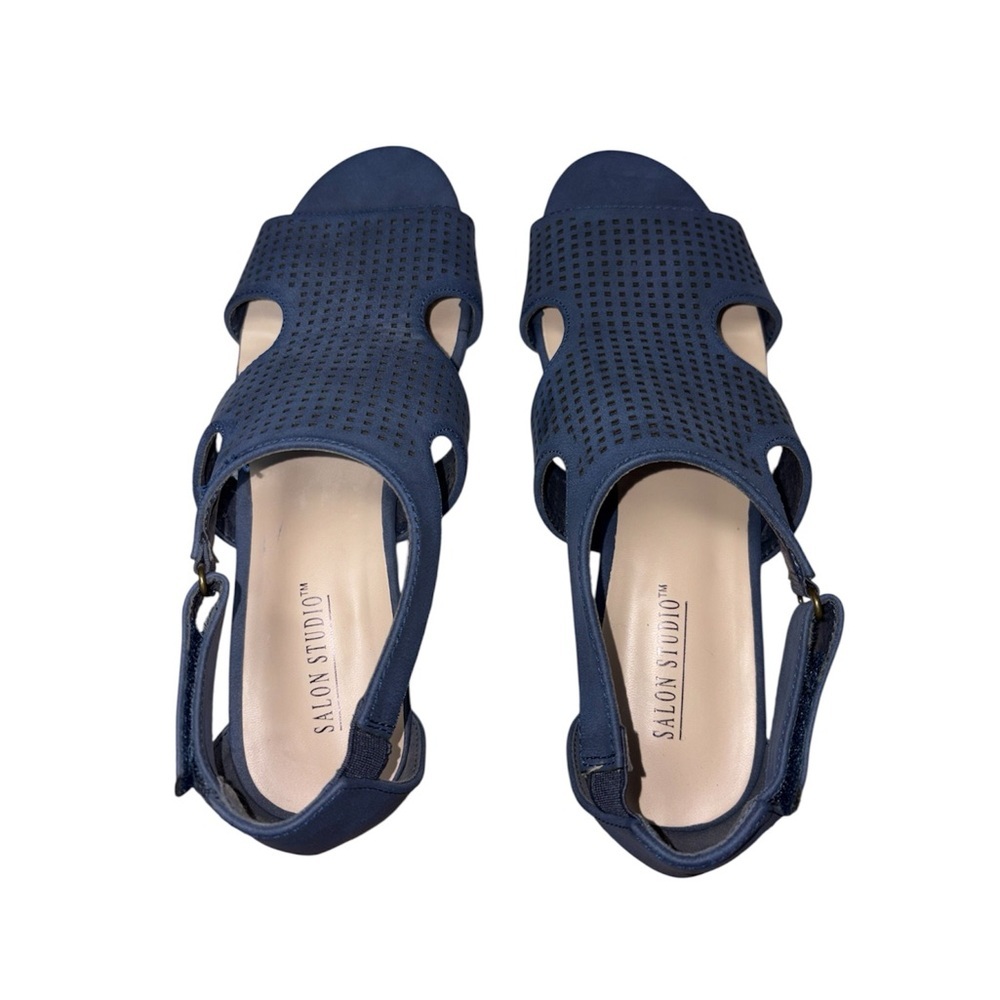 Salon Studio Navy Blue Perforated Upper Open Toe Wedge Sandals Women’s Size 8W - Picture 7 of 11